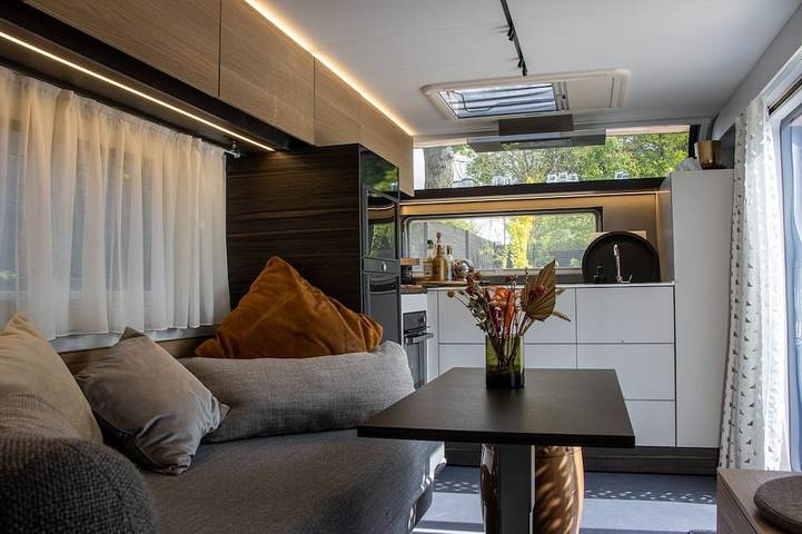 Gîte pour 90 personnes, avec jacuzzi et jardin dans Saint-Hilaire-Fontaine - 3