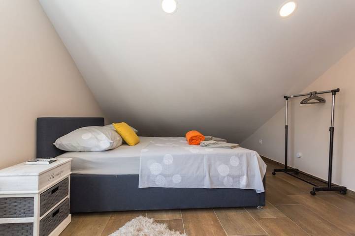 Appartement entier, Appartement moderne de trois chambres Ivana in Plaža Bellevue, Grad Dubrovnik