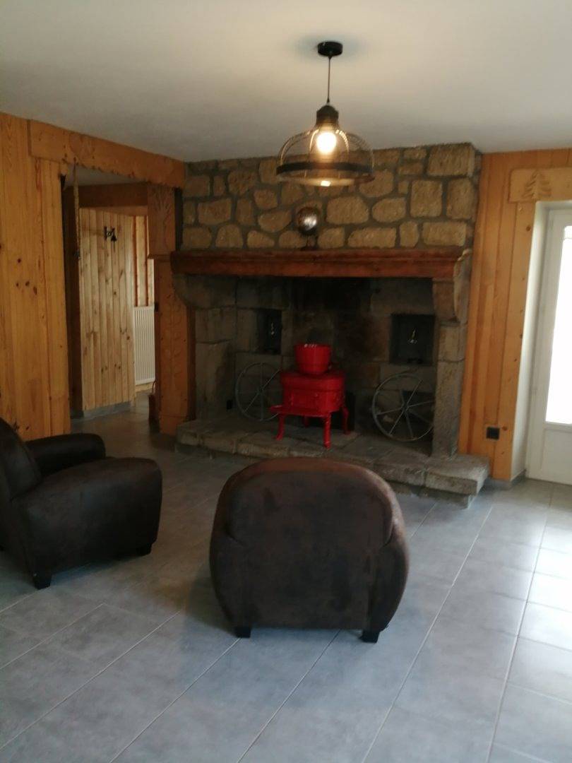 Gite Chez la Marie, proche Saint-Nectaire in Saint-Nectaire, Parc naturel régional des Volcans d'Auvergne