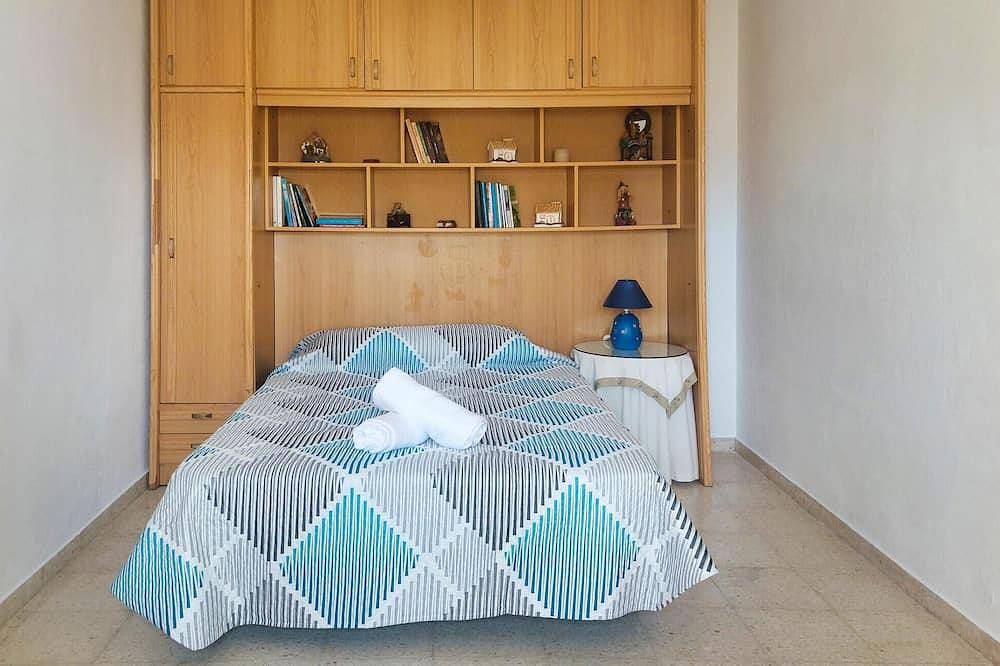 Awesome home in Prado del Rey in Prado del Rey, Pueblos Blancos