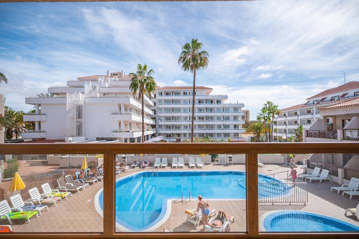 Estudio para 2 personas, con piscina y terraza en Tenerife