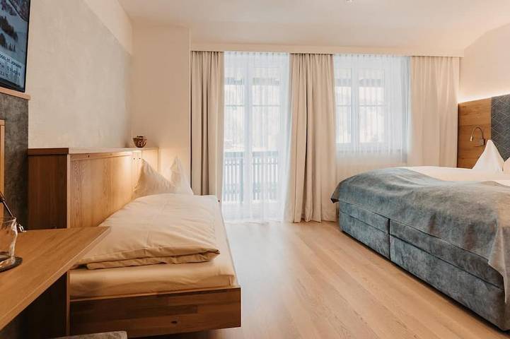 Ferienhaus für 3 Personen, mit Sauna und Terrasse sowie Garten und Pool