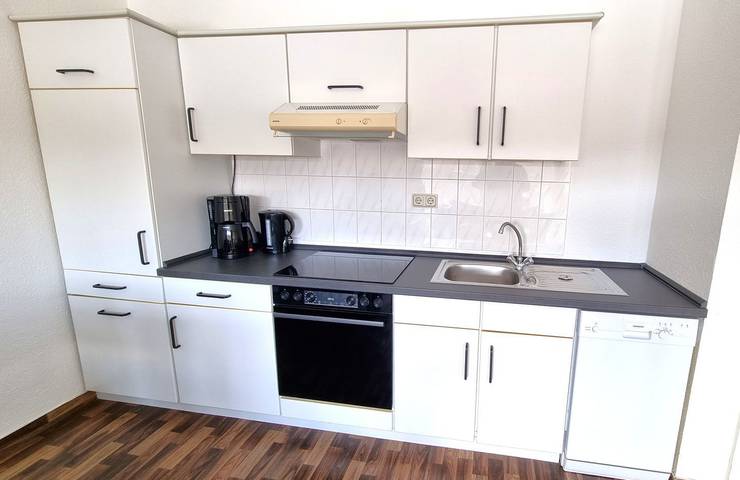 Ganze Wohnung, Fewo 56 – Großzügiges Apartment mit Balkon, Wlan und modernen Annehmlichkeiten in Buschvitz, Bergen auf Rügen und Umgebung