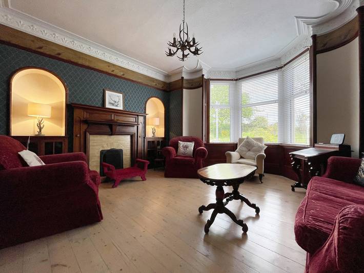 Vacation rental for 6 people, with Yard in Inverness