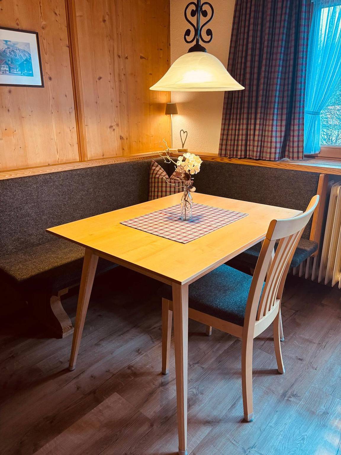 Ganze Wohnung, Apartment '3' mit Bergblick, Balkon und Wlan in Krün, Bayerische Alpen