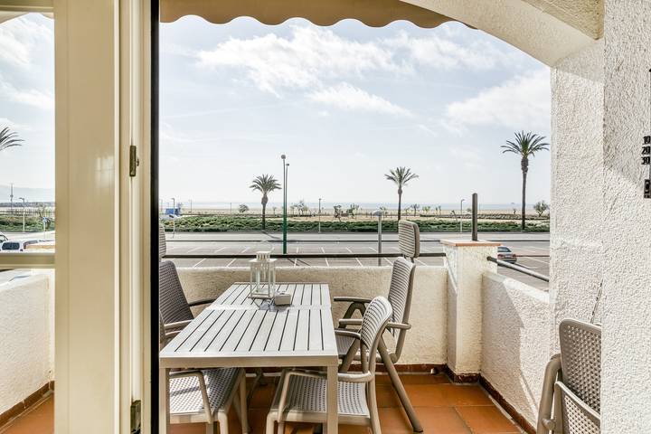 Gîte pour 6 personnes, avec Balcon et Jardin dans Castelló d'Empúries, Costa Brava