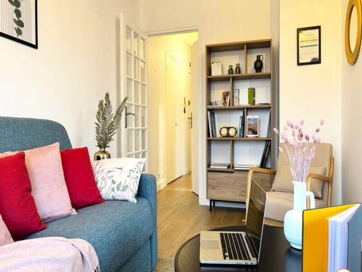 Gîte pour 4 personnes, avec balcon, adapté aux familles dans Gare de Trouville - Deauville - 4