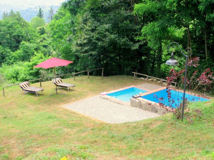 Gîte pour 4 personnes, avec jardin ainsi que terrasse et piscine, animaux acceptés en Toscane - 2
