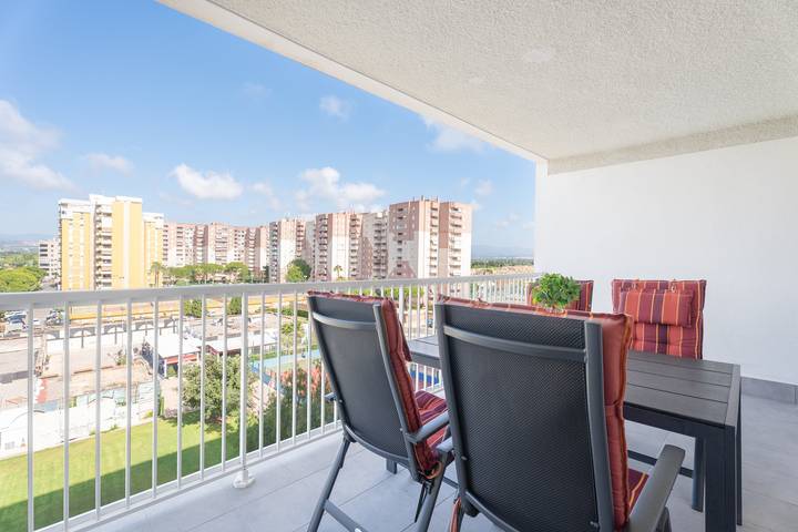 Ganze Wohnung, Apartment 'Lopimar Playa Canet' mit privater Terrasse, Wlan und Klimaanlage in Canet d'En Berenguer, Costa de Valencia