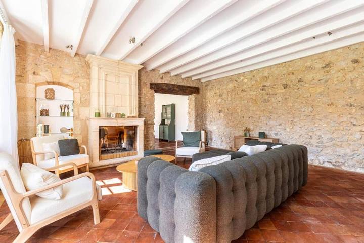 Location de vacances pour 14 personnes, avec jardin et sauna ainsi que piscine et vue à Saint-Savin (Gironde) - 4