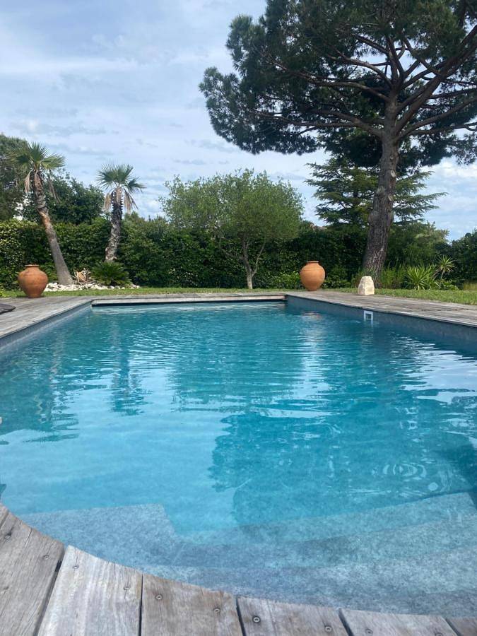 Maison d’hôte pour 2 personnes, avec piscine ainsi que jardin et vue à Grimaud - 2