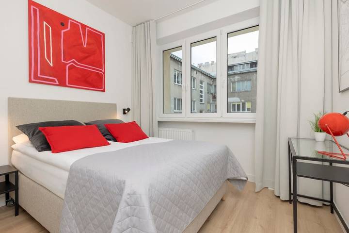 Vacation rental for 8 people, with balcony, kid friendly in Warsaw