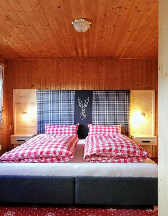 Chalet für 6 Personen, mit Terrasse und Garten sowie Ausblick in Heiligenblut - 4