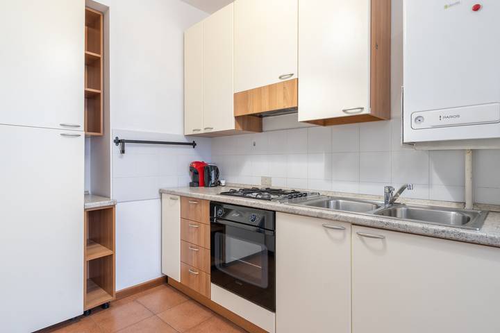 Appartamento intero, Large family apartment in a fresh area of Lecco in Lecco, Prealpi Bergamasche Occidentali
