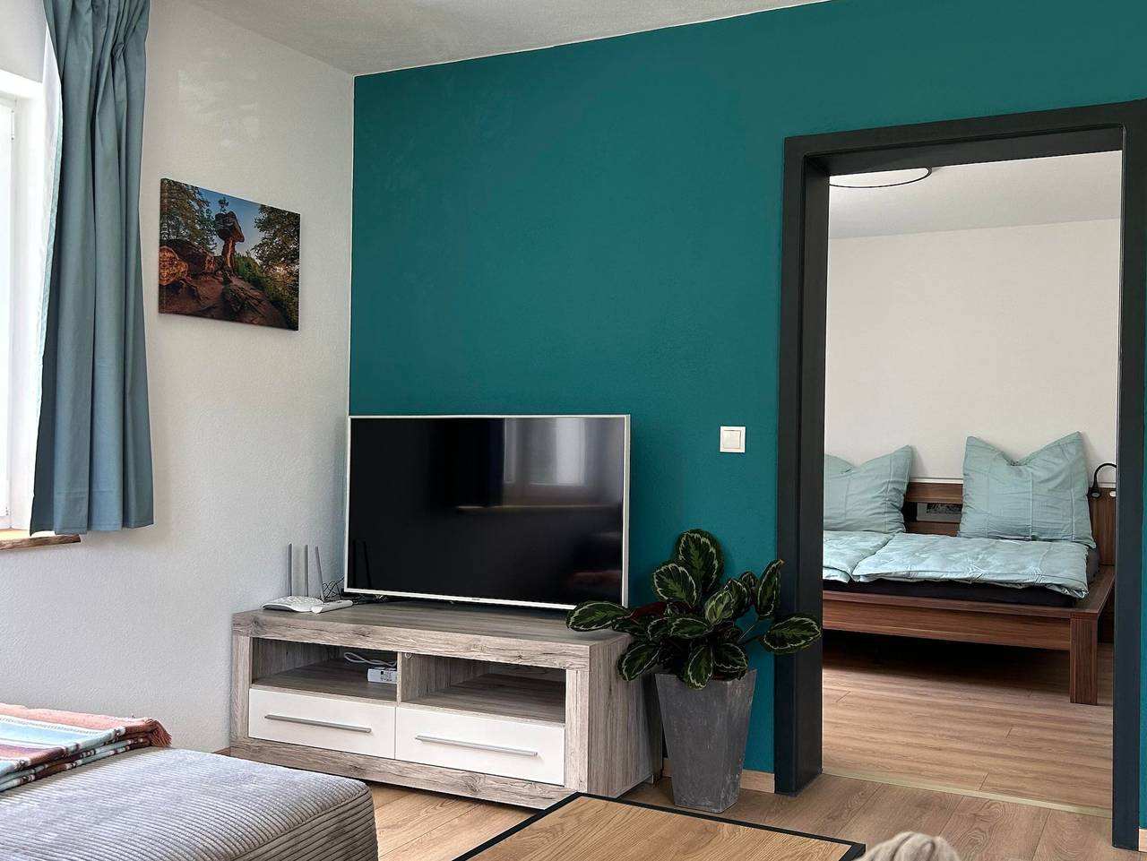 Ganze Ferienwohnung, Ferienwohnung zum Büttelfels - Appartement/Fewo, Dusche, Wc, 1 Schlafraum in Dahn, Landkreis Südwestpfalz