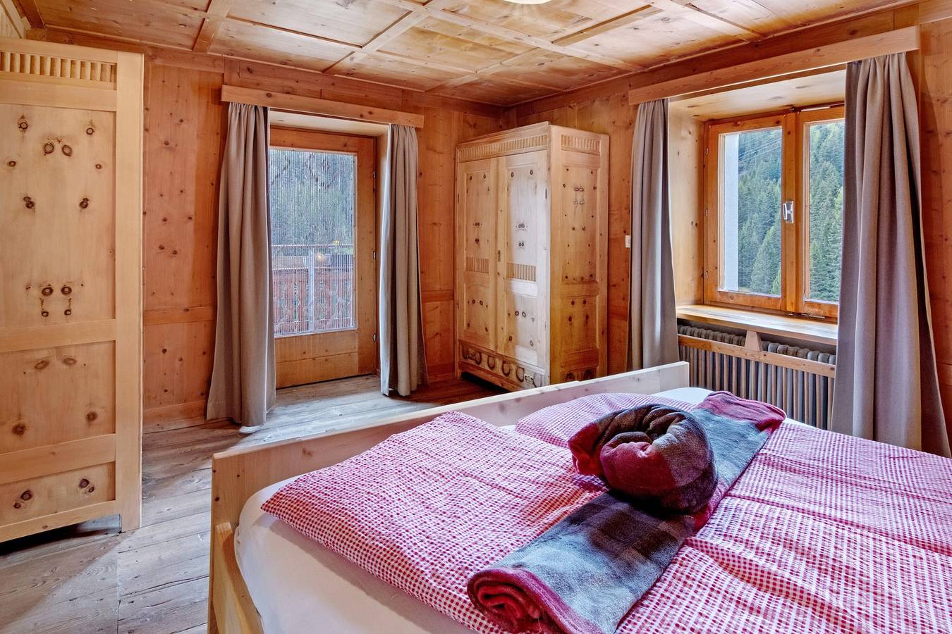 Ganze Wohnung, Ferienwohnung 'Fragges Spuldra' mit Bergblick, Balkon und Wi-Fi in Stilfs, Nationalpark Stilfser Joch