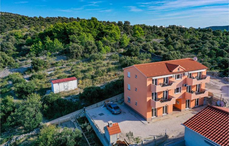 Ferienwohnung für 5 Personen, mit Terrasse in Marina - 2