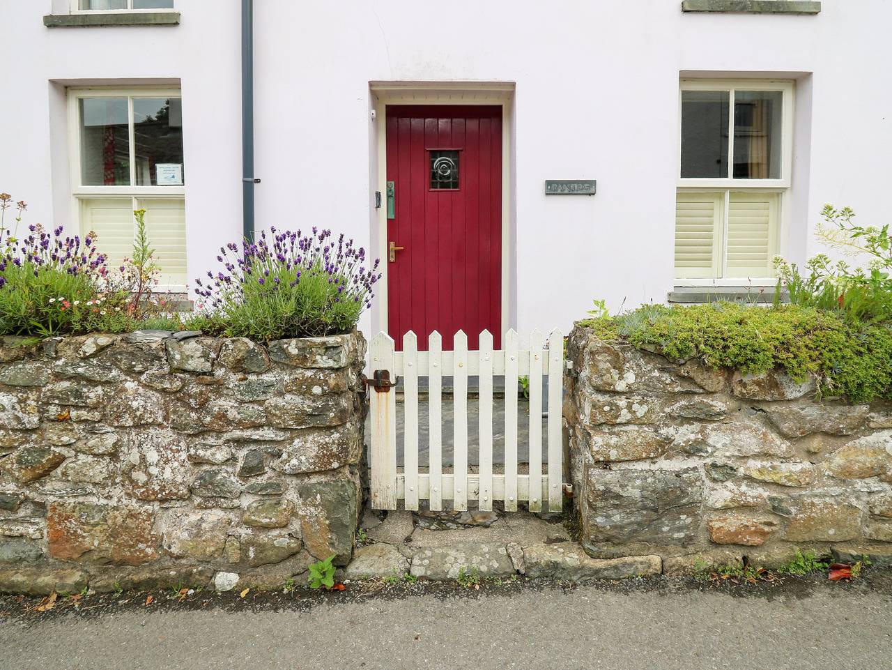 Panteg Cottage, Newport in Newport (Pembrokeshire), Pembrokeshire
