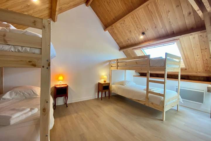 Gîte pour 14 personnes, avec jardin à Teurthéville-Bocage - 3