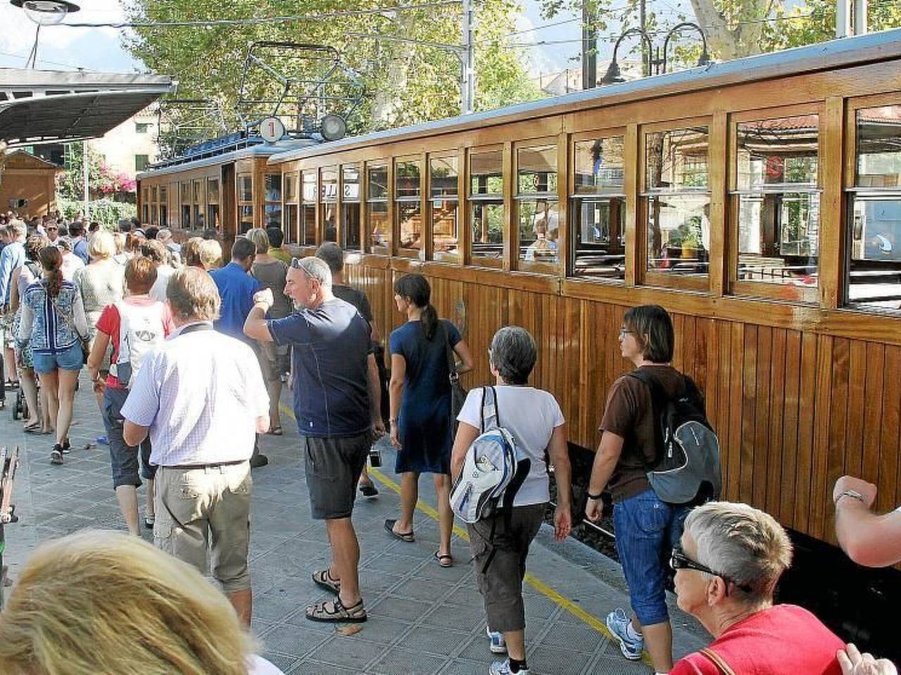 Berghütte in meeresnähe, ideal für ausflüge in die tramuntana-berge. in Fornalutx, Majorque de l'Ouest