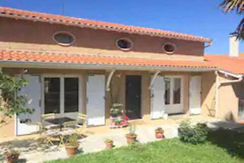 Double Room with Terrace in Montech, Tarn-et-Garonne