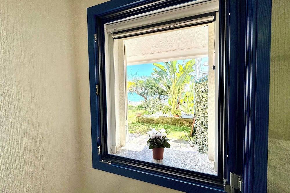 Ganze Wohnung, \" Sunrise Beach House \" in Torre di Bari, Ogliastra Provinz