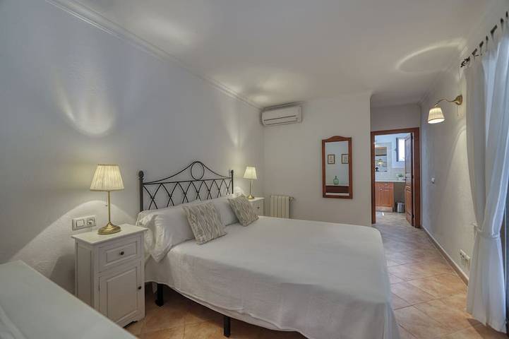 Villa für 6 Personen, mit Garten und Whirlpool in Las Palmeras - 2