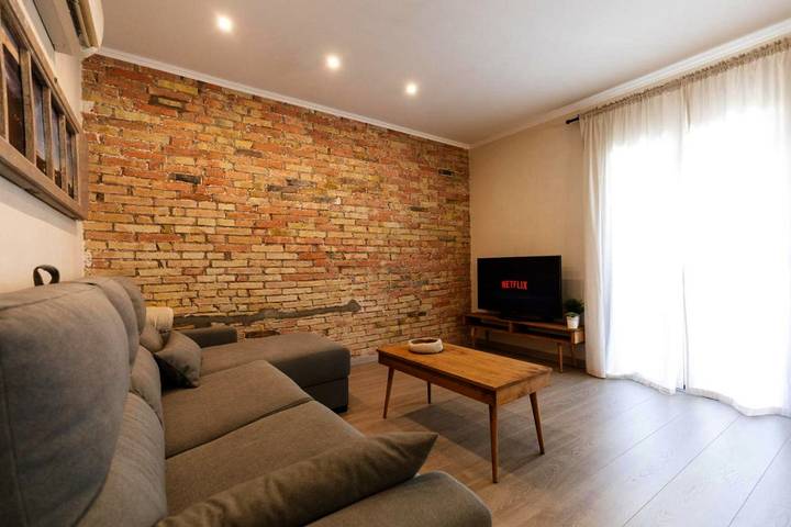 Gîte pour 8 personnes, avec terrasse et vue à Tremp - 3