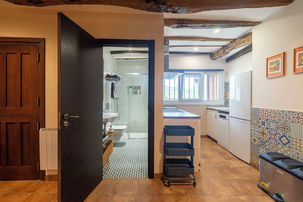 Ländliche Wohnung Gazume gemütliche Wohnung mit Kamin. in Aia, Gipuzkoa