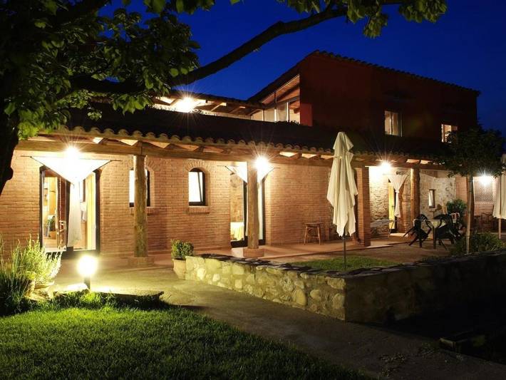 Location de vacances pour 10 personnes, avec jardin ainsi que piscine et terrasse, animaux acceptés à Bordils - 4