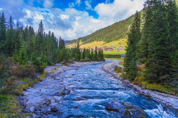 Location de vacances pour 9 personnes, avec piscine et jardin ainsi que sauna et vue, adapté aux familles à Holzgau - 3