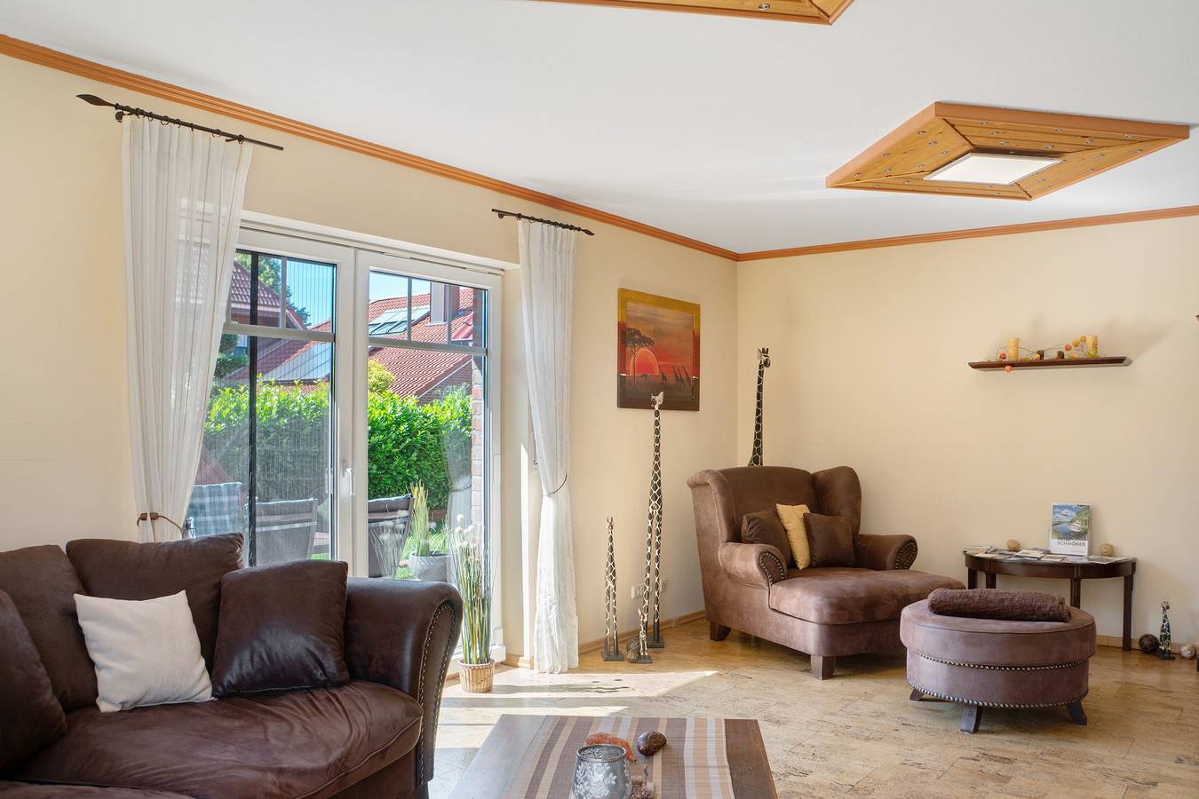 Ferienhaus 'Ginas Ferienhaus' in sehr ruhiger Wohnlage mit großem Garten in Nenndorf, Nordseeküste