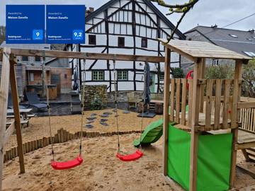 Gîte pour 10 personnes, avec jacuzzi et jardin, adapté aux familles dans Heyd