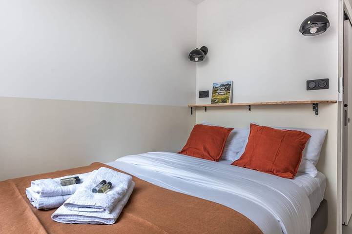 Ganze Wohnung, Hedonist House - Design Architect Flat - 15min. from Paris center in Gentilly, Val-de-Marne