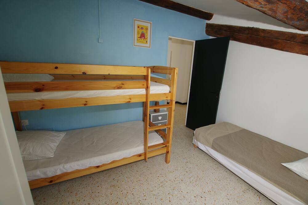3 bedroom house, private pool, 10min from Pont du Gard in Meynes, Nimes und Umgebung