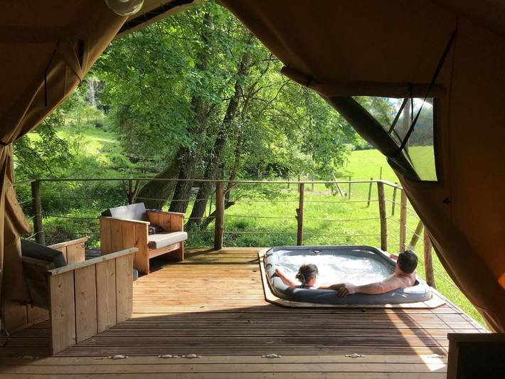 Maison de campagne pour 2 personnes, avec terrasse ainsi que jardin et vue