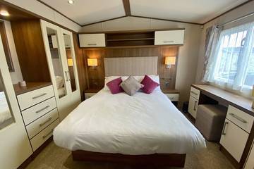 Static Caravan for 6 People in Winchelsea Beach, High Weald, Photo 1