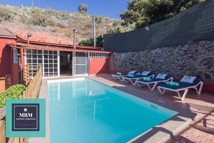 Ferienhaus für 4 Personen, mit Terrasse und Pool - 1