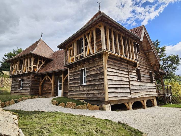 Gîte pour 10 personnes, avec jardin ainsi que jacuzzi et terrasse, animaux acceptés dans Côte-d'Or - 3