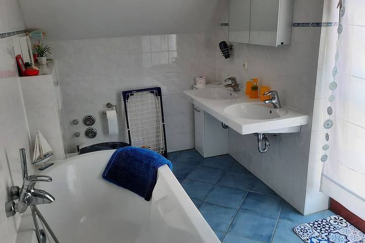 Ganze Wohnung, Charmante Ferienwohnung am Dassower See - Ostsee– Naturidyll trifft Komfort in Dassow, Nordwestmecklenburg (Wismar und Umgebung)
