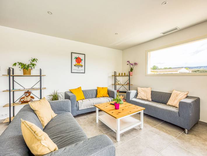 Location de vacances pour 8 personnes, avec jardin ainsi que terrasse et vue à Goudargues - 2