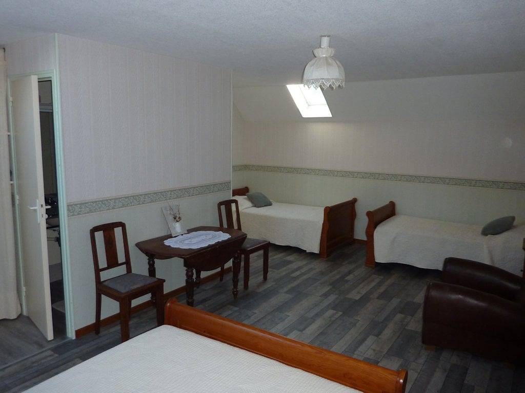 Chambres Les Etourneaux - Chambre 1 in Savigny-en-Sancerre, Région de Bourges