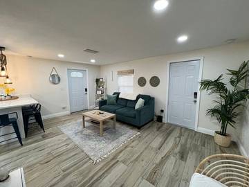 Vacation Home for 6 Guests in Ybor City, Tampa, Picture 1