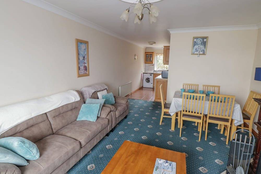 Quayside House, family friendly in Roundstone, County Galway in Roundstone, Connemara