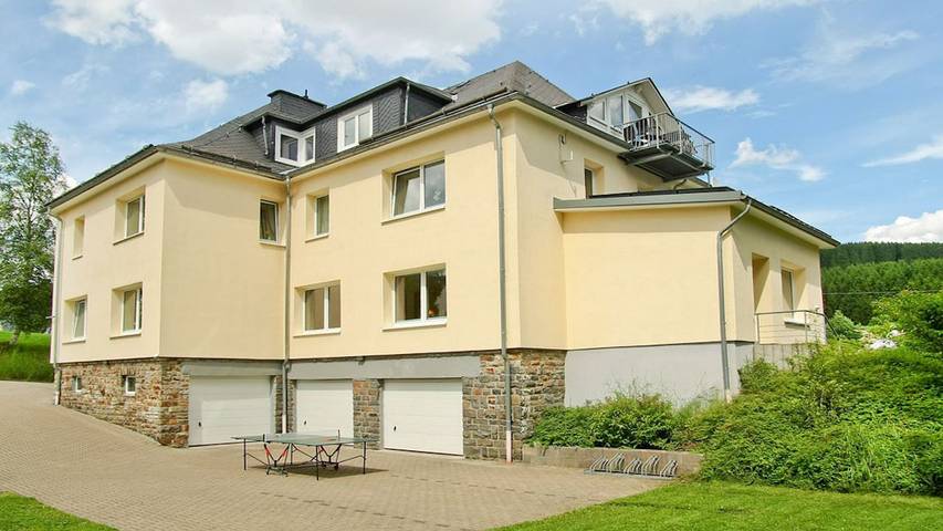 Ferienwohnung für 10 Personen, mit Terrasse und Sauna sowie Garten - 1