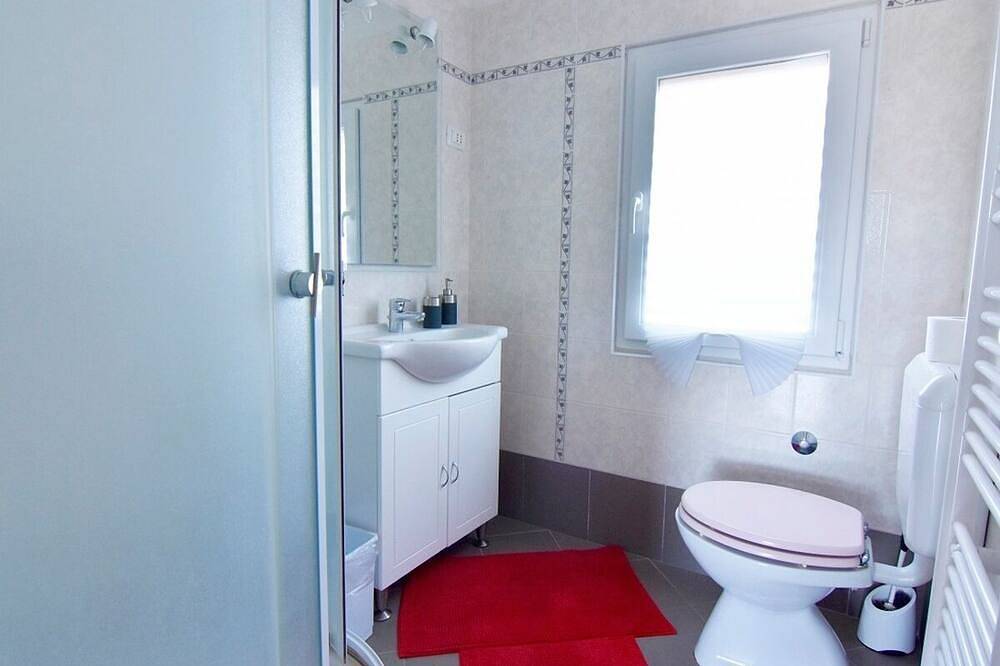 Entire apartment, Two bedroom apartment with terrace Savudrija, Umag in Umag, Umag Region