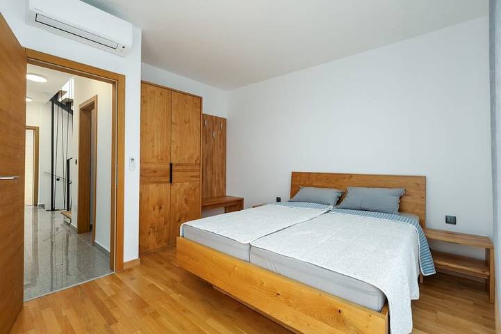 Villa für 6 Personen, mit Balkon und Pool in Umag - 2