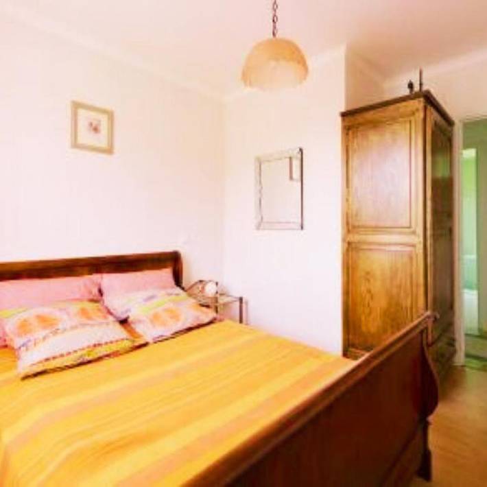 Location de vacances pour 6 personnes, avec terrasse et jardin, animaux acceptés à Entraygues-sur-Truyère - 3