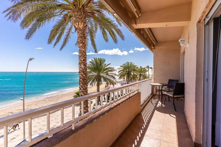 Apartamento para 6 personas, con vistas y terraza en Garrucha