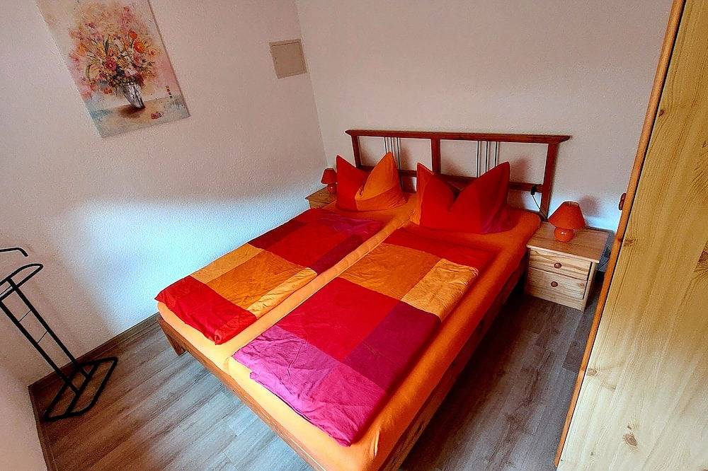 Ganze Wohnung, Fewo bis 3 P. in Bad Schandau ab 52 €/Nacht inkl. Endreinigung, Parkplatz, Wlan in Krippen, Bad Schandau